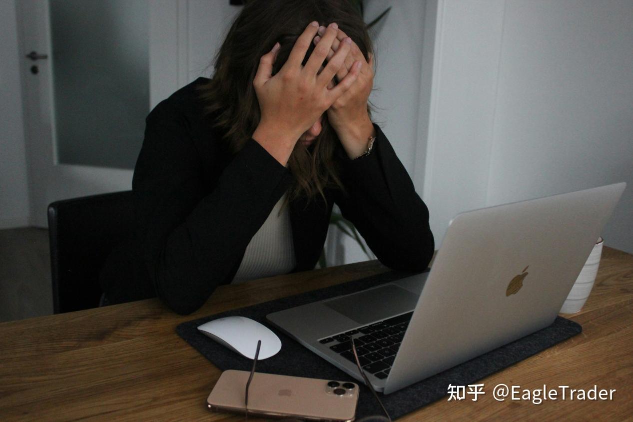 �ֻ��ƽ� Ӣ��